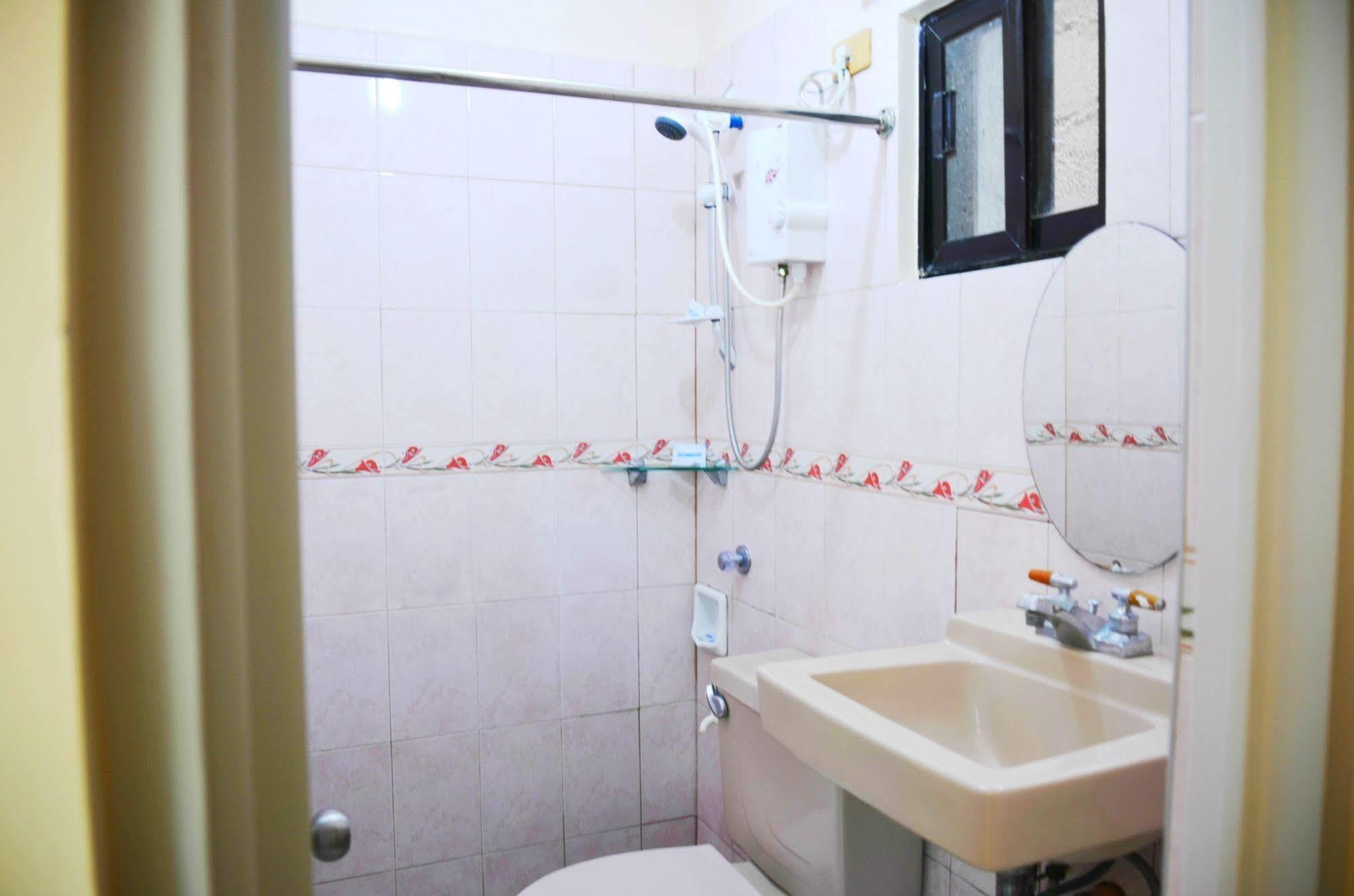 Casa D' Estrella Apartelle *