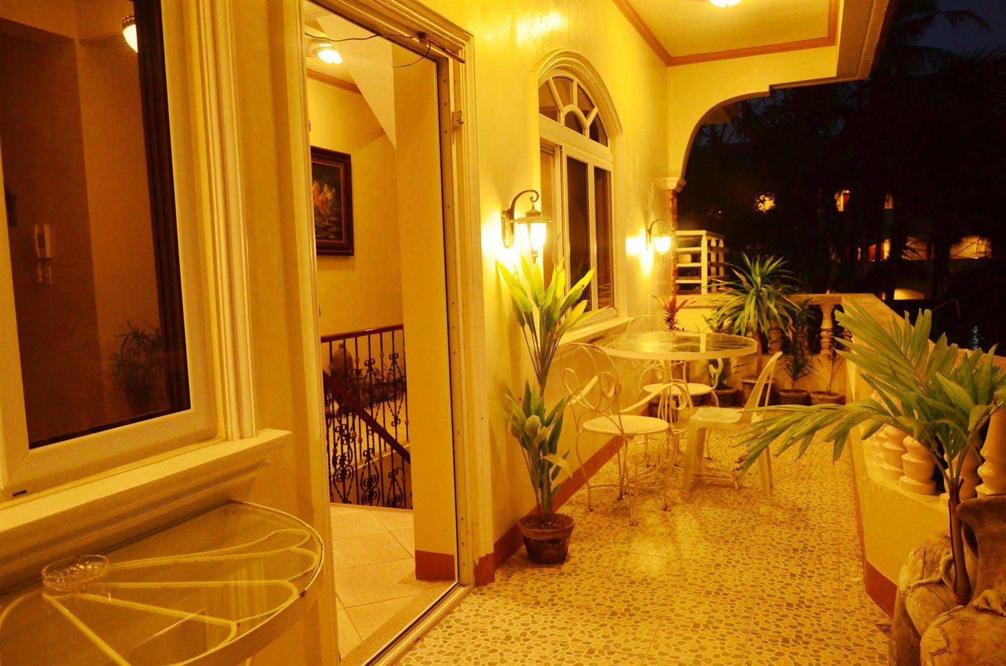 Casa D' Estrella Apartelle * Balabag (Boracay)